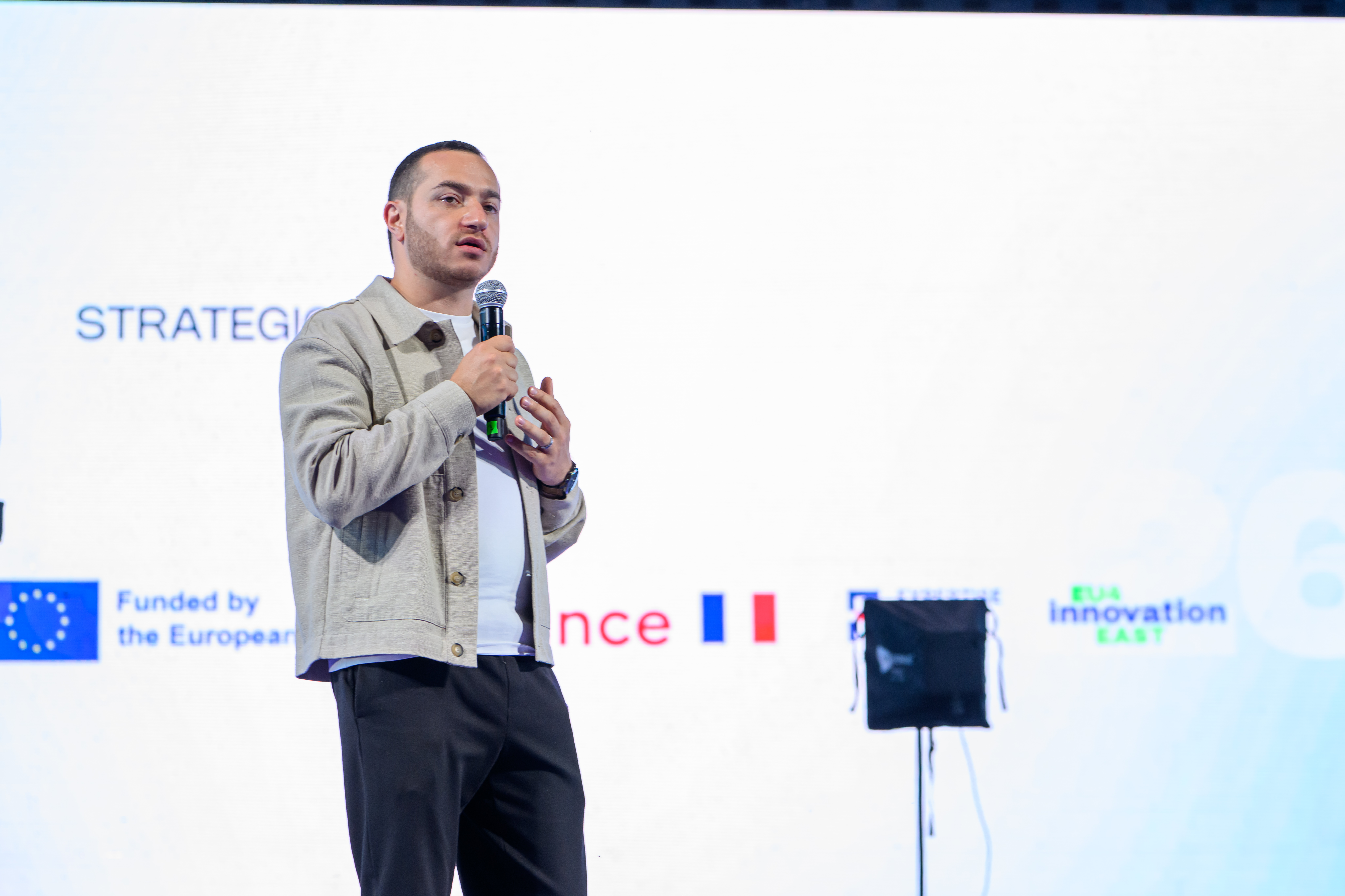 «Սա մի հարթակ է, որտեղ ծնվում են նոր գաղափարներ». Մխիթար Հայրապետյանը ողջունել է «Seaside Startup Summit Armenia 2026»-ի մասնակիցներին