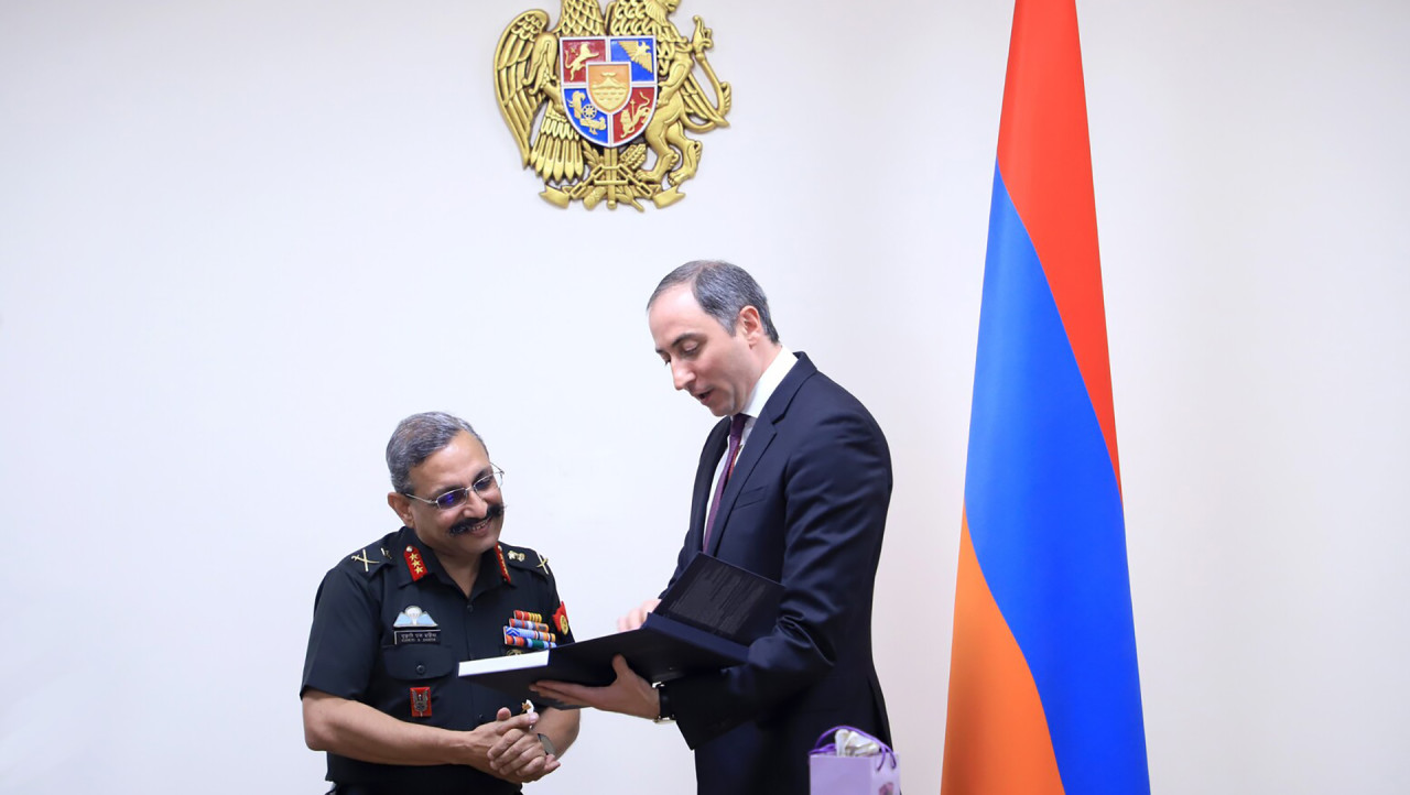 Minister Robert Khachatryan received the delegation of the National Defence College of India