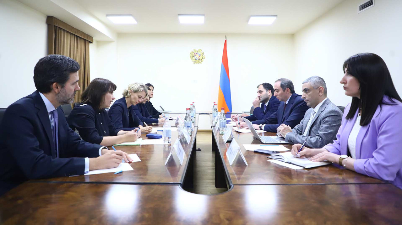 Minister Robert Khachatryan received the representatives of the World Bank
