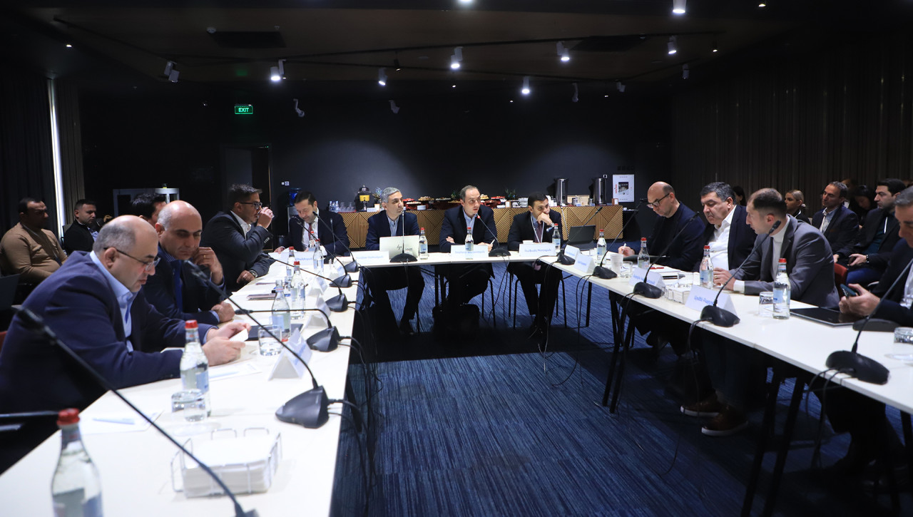 Minister Robert Khachatryan participated in a round-table discussion on “The future of the IT sector: dialogue between the public and private sectors”