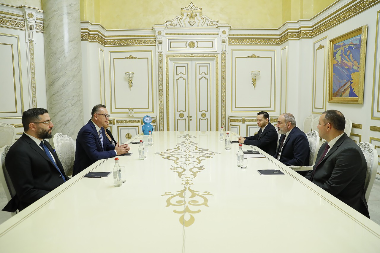 Prime Minister Nikol Pashinyan received Paolo Pirjanian, founder of Embodied, Inc.