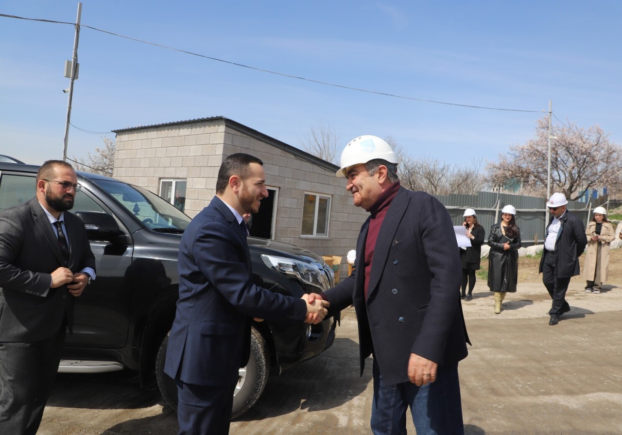 Министр Мхитар Айрапетян посетил строительную площадку технопарка «Далан»