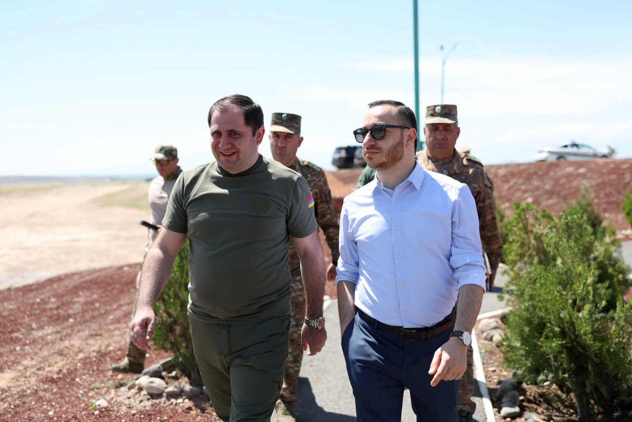 Mkhitar Hayrapetyan observes the military exercise of the special operation forces of the Armed Forces