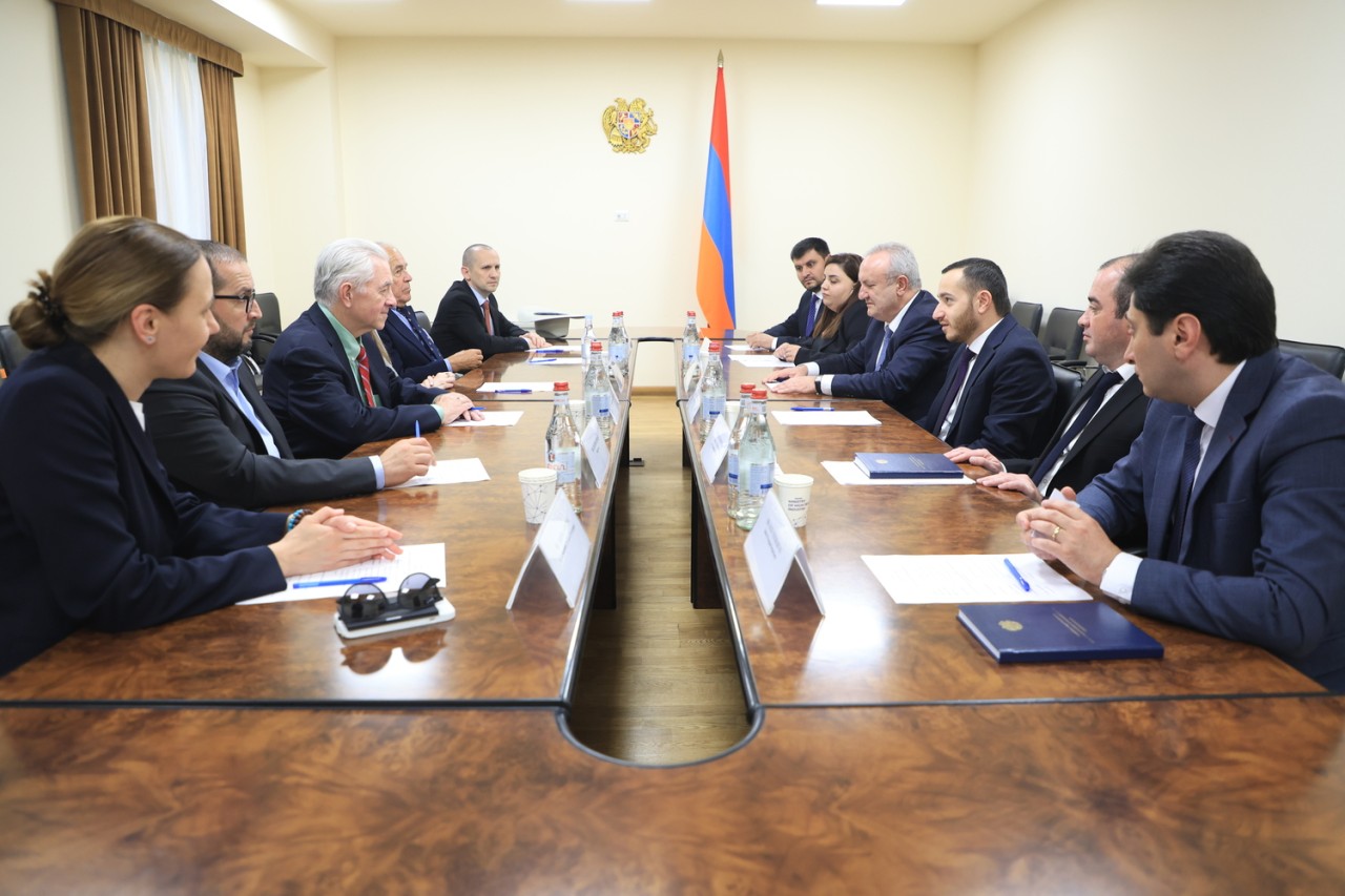 Armenia is ready to host the International Collegiate Programming Contest (ICPC): The RA Minister of High-Tech Industry welcomes ICPC Executive Director Bill Poucher