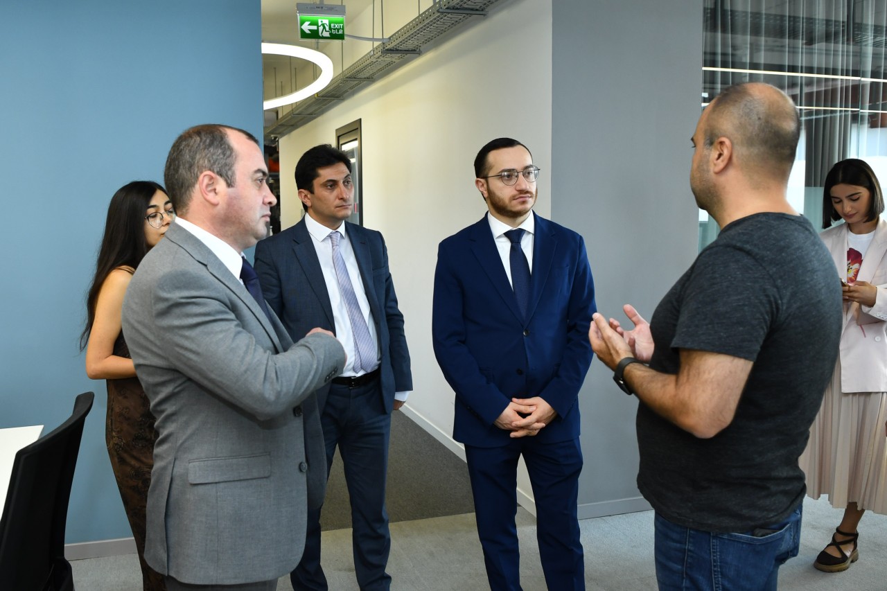 Mkhitar Hayrapetyan visited Armenian-founded ServiceTitan Tech Unicorn startup company